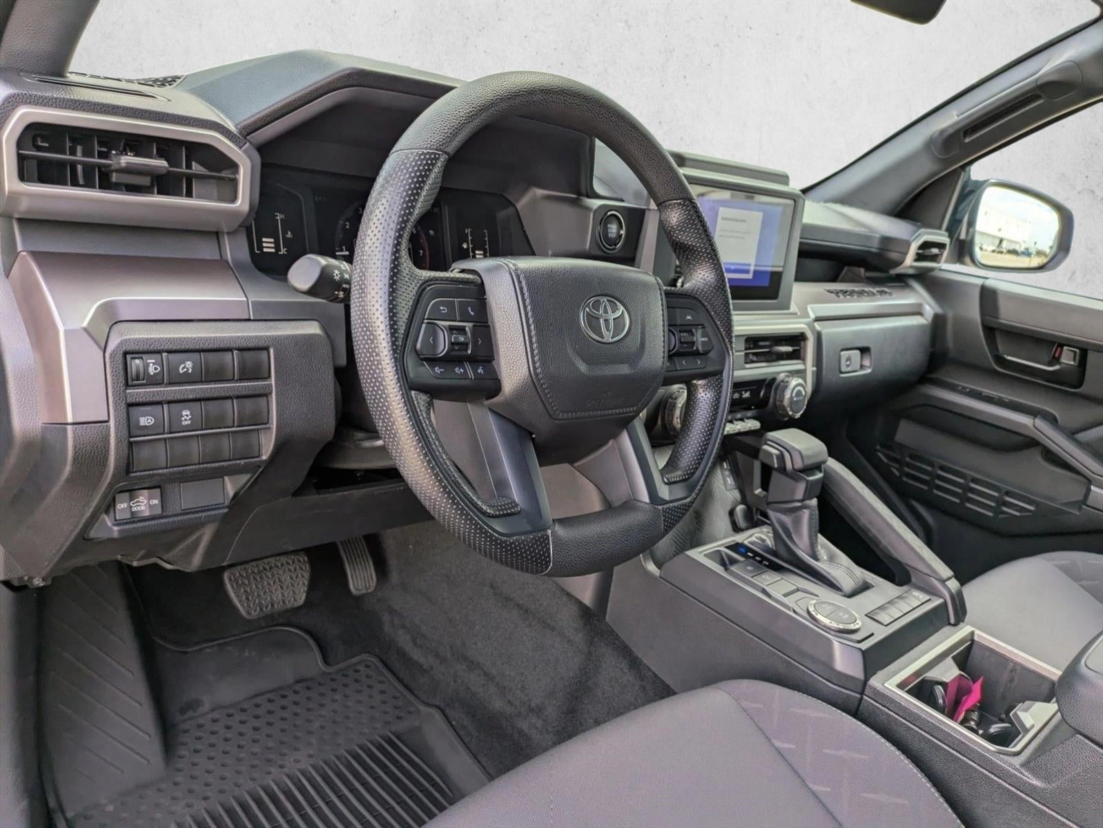 2024 Toyota Tacoma 2WD 2WD SR5 Double Cab 5' Bed AT (Natl)