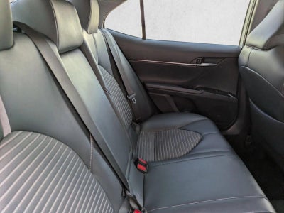 2019 Toyota Camry SE Auto (SE)