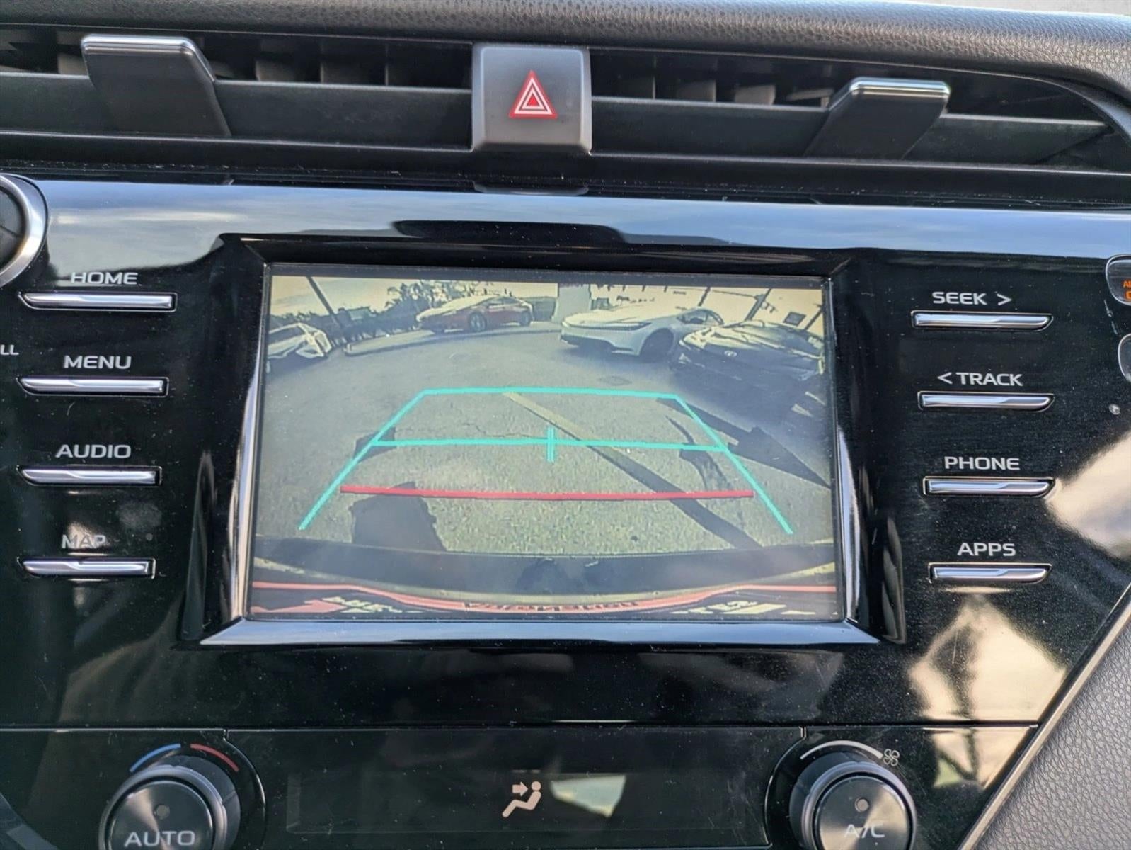 2019 Toyota Camry SE Auto (Natl)