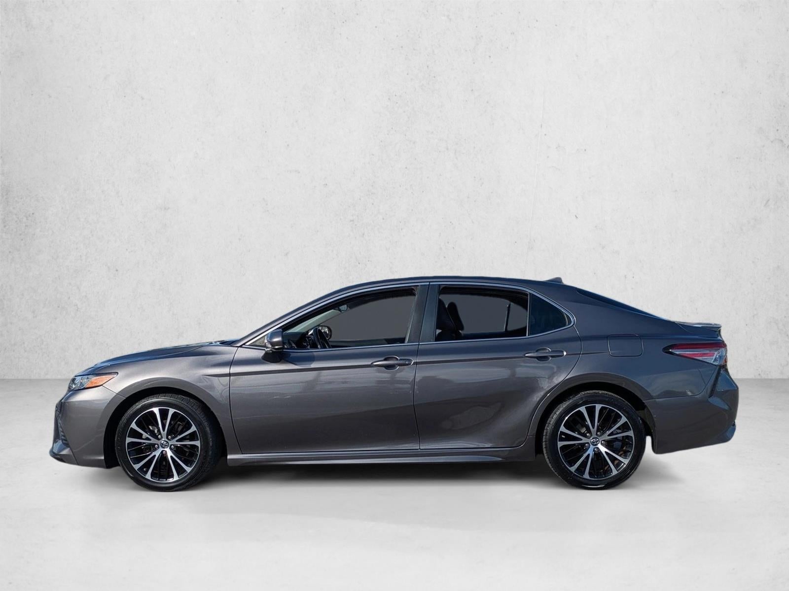 2019 Toyota Camry SE Auto (Natl)