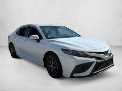 2023 Toyota Camry SE Auto (SE)
