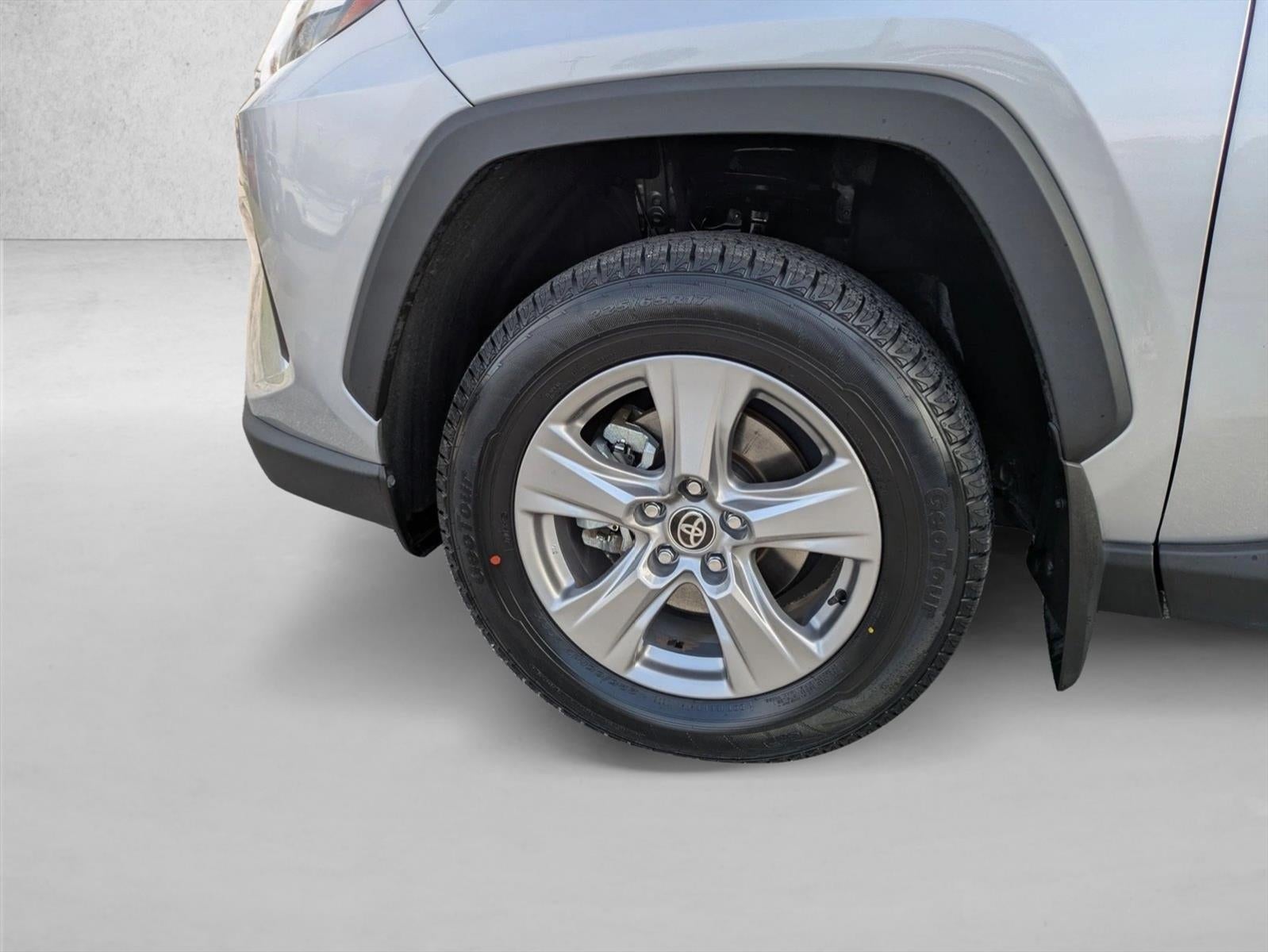 2024 Toyota RAV4 Hybrid XLE AWD (Natl)