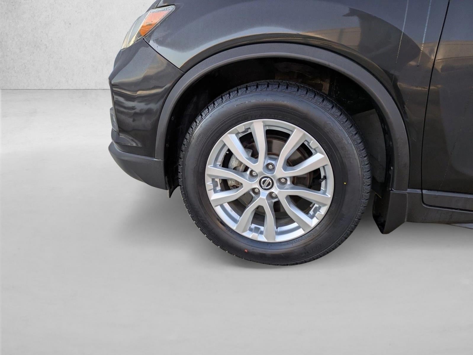 2018 Nissan Rogue AWD SV