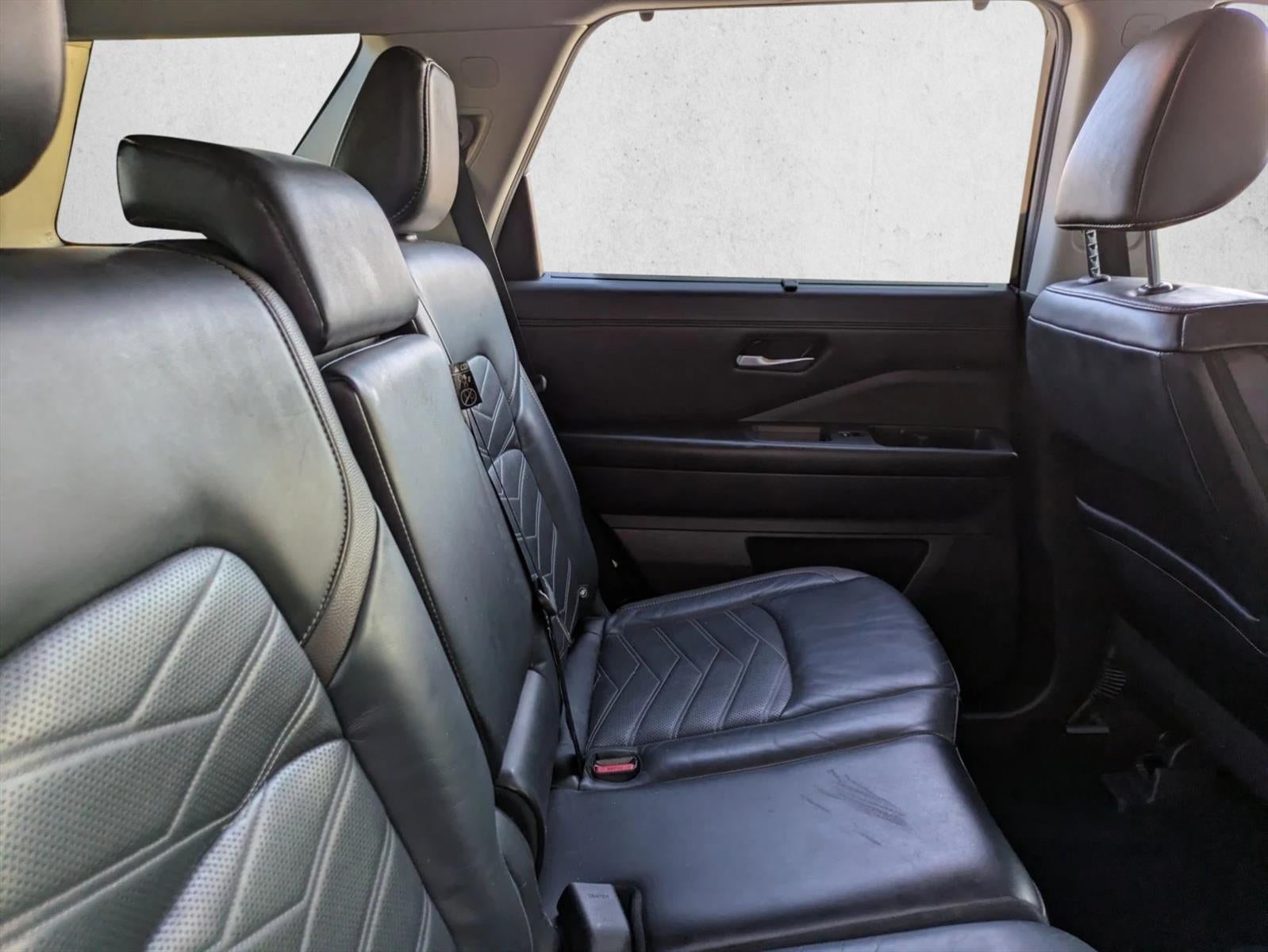 2023 Nissan Pathfinder Platinum 4WD