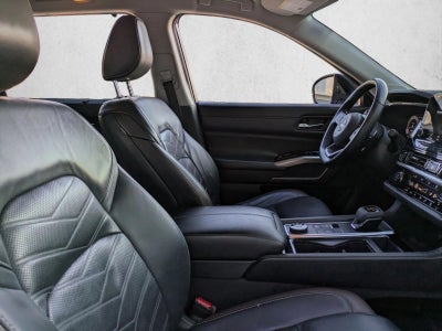 2023 Nissan Pathfinder Platinum 4WD