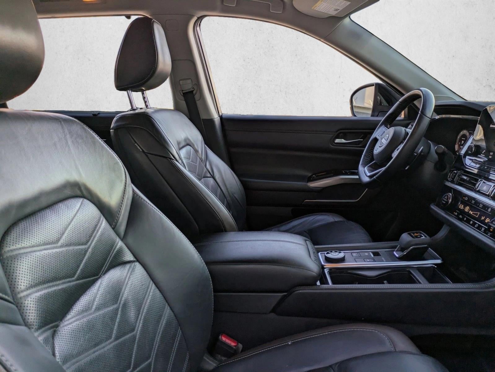 2023 Nissan Pathfinder Platinum 4WD