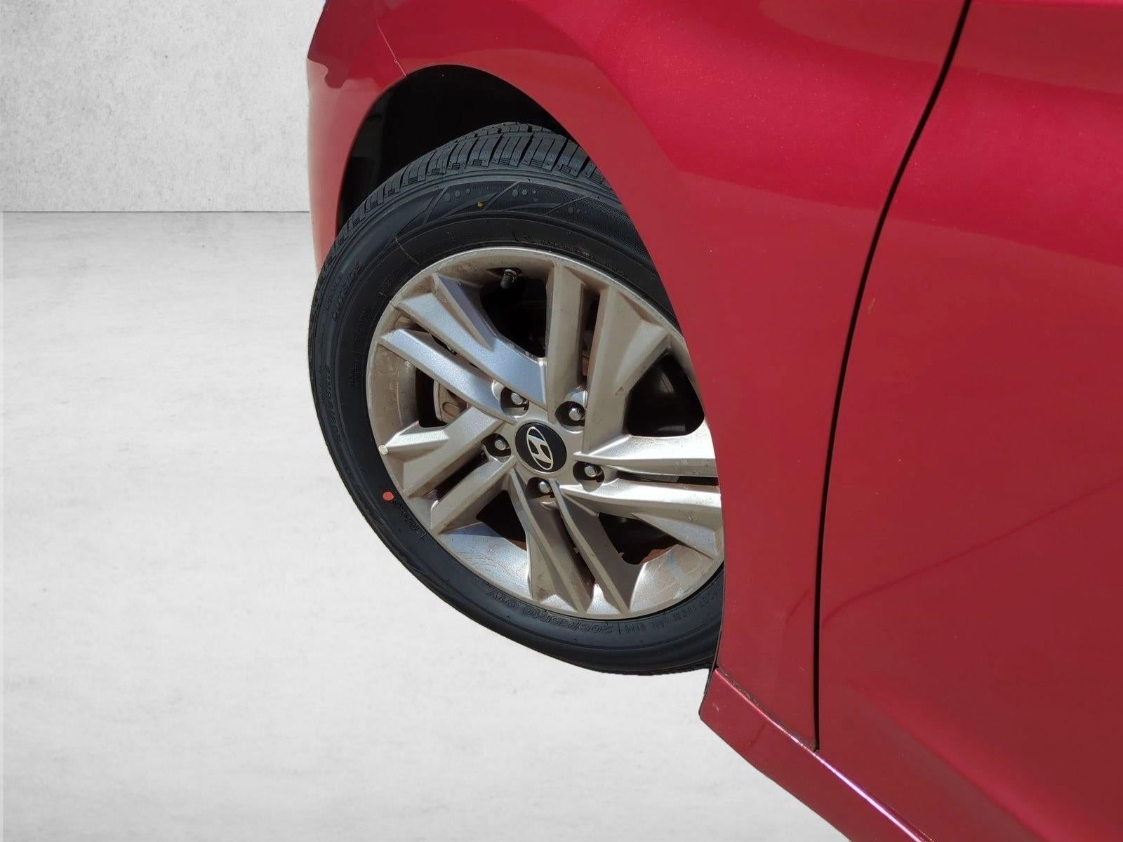 2019 Hyundai ELANTRA SEL Auto