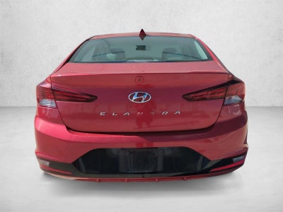 2019 Hyundai ELANTRA SEL Auto