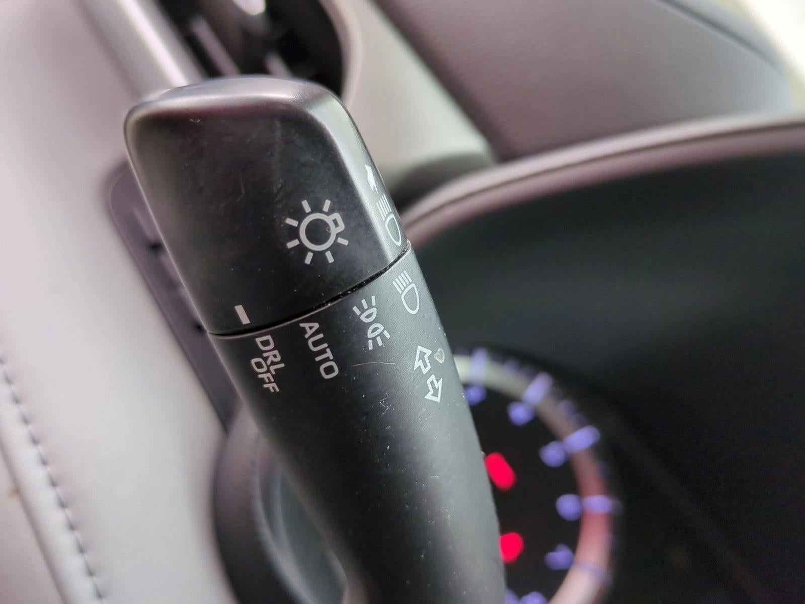 2020 Toyota Highlander L FWD (Natl)