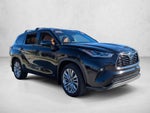 2024 Toyota Highlander Hybrid Platinum AWD (Natl)
