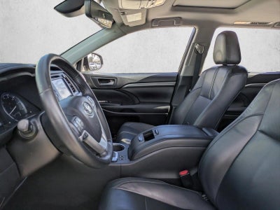 2017 Toyota Highlander SE V6 AWD (Natl)