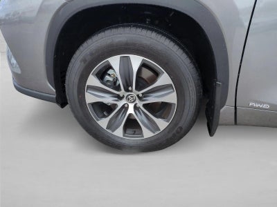 2026 Toyota Highlander Hybrid XLE AWD (Natl)