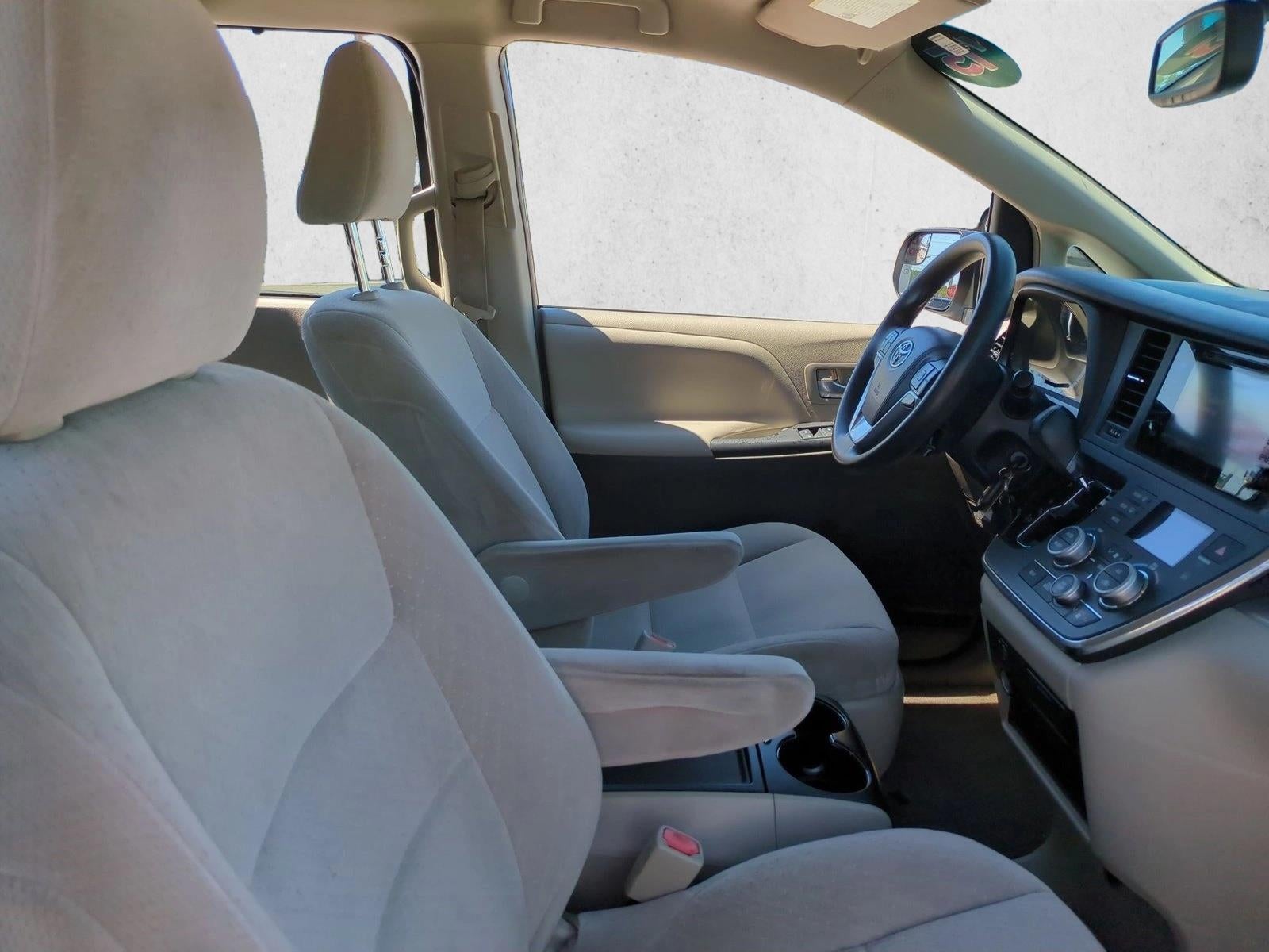 2015 Toyota Sienna 5dr 8-Pass Van LE FWD (Natl)