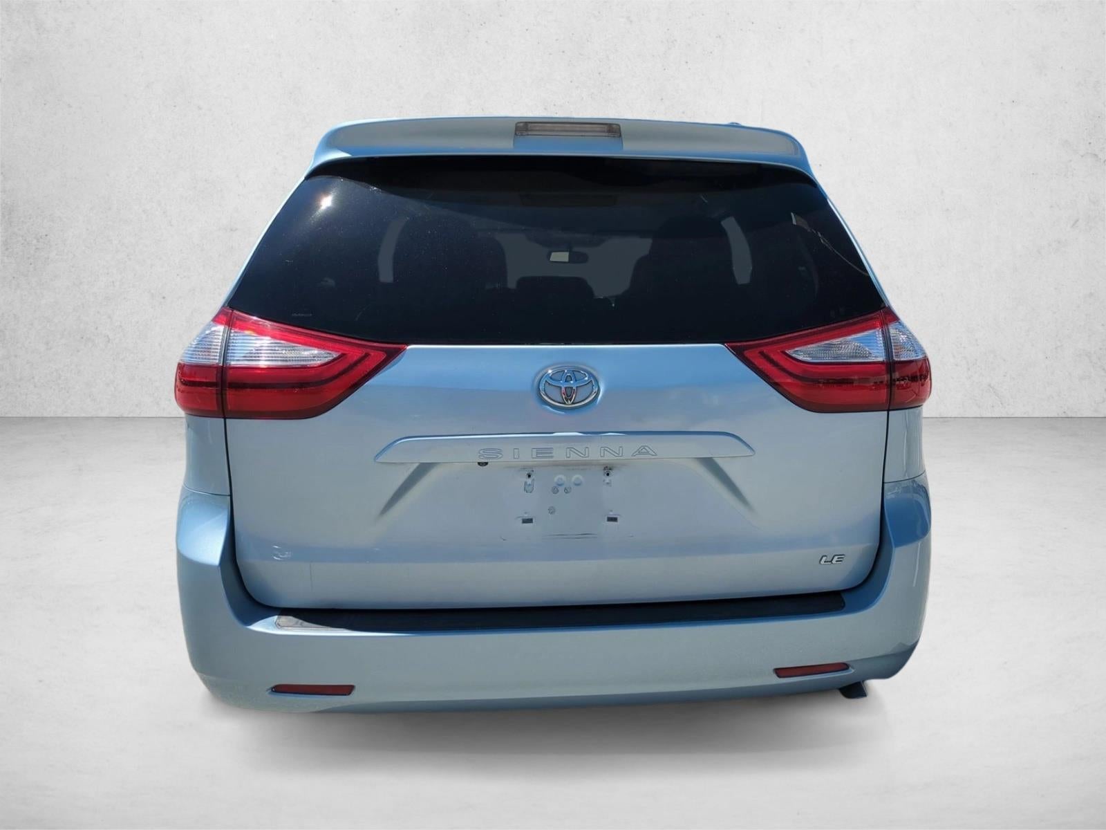2015 Toyota Sienna 5dr 8-Pass Van LE FWD (Natl)