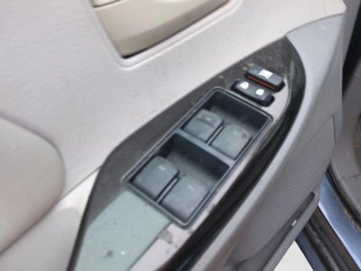 2014 Toyota Sienna 5dr 8-Pass Van V6 LE FWD (Natl)
