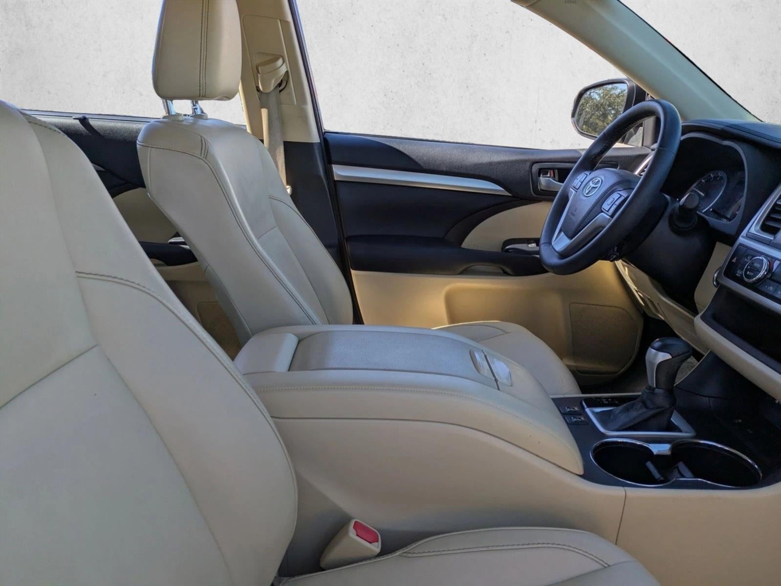 2016 Toyota Highlander FWD 4dr V6 XLE (Natl)