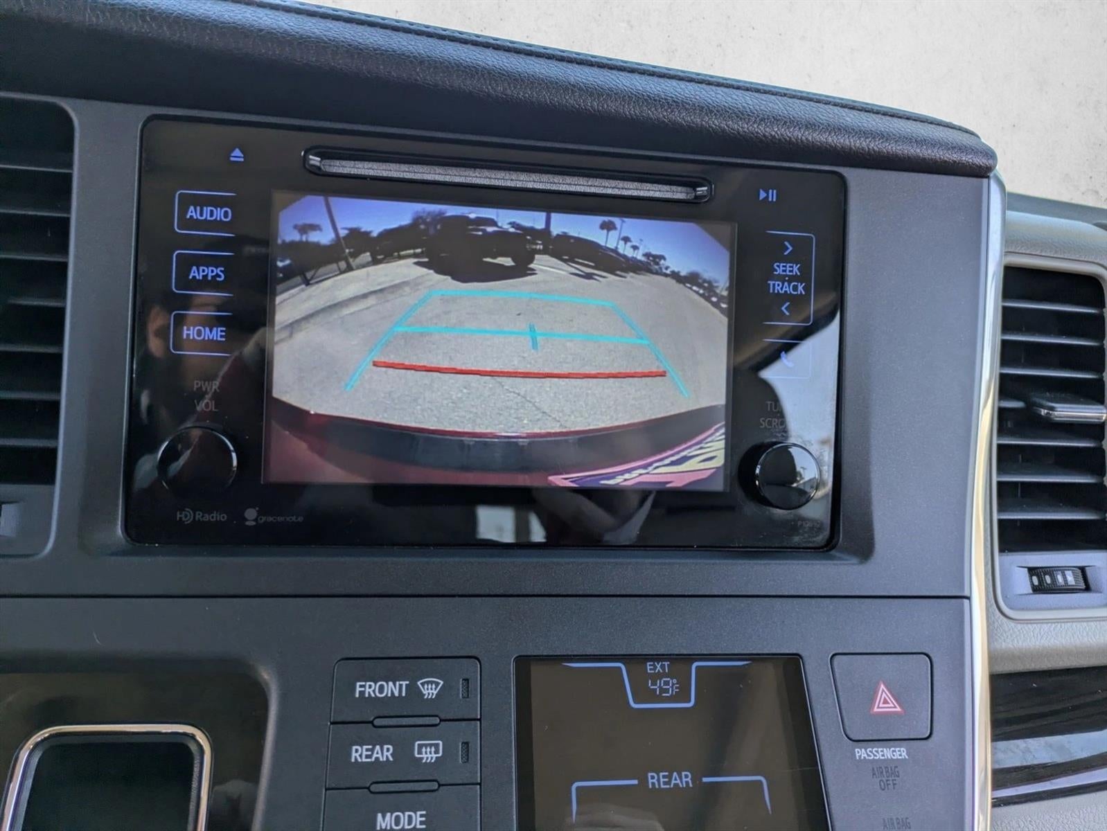 2015 Toyota Sienna 5dr 8-Pass Van XLE FWD (Natl)