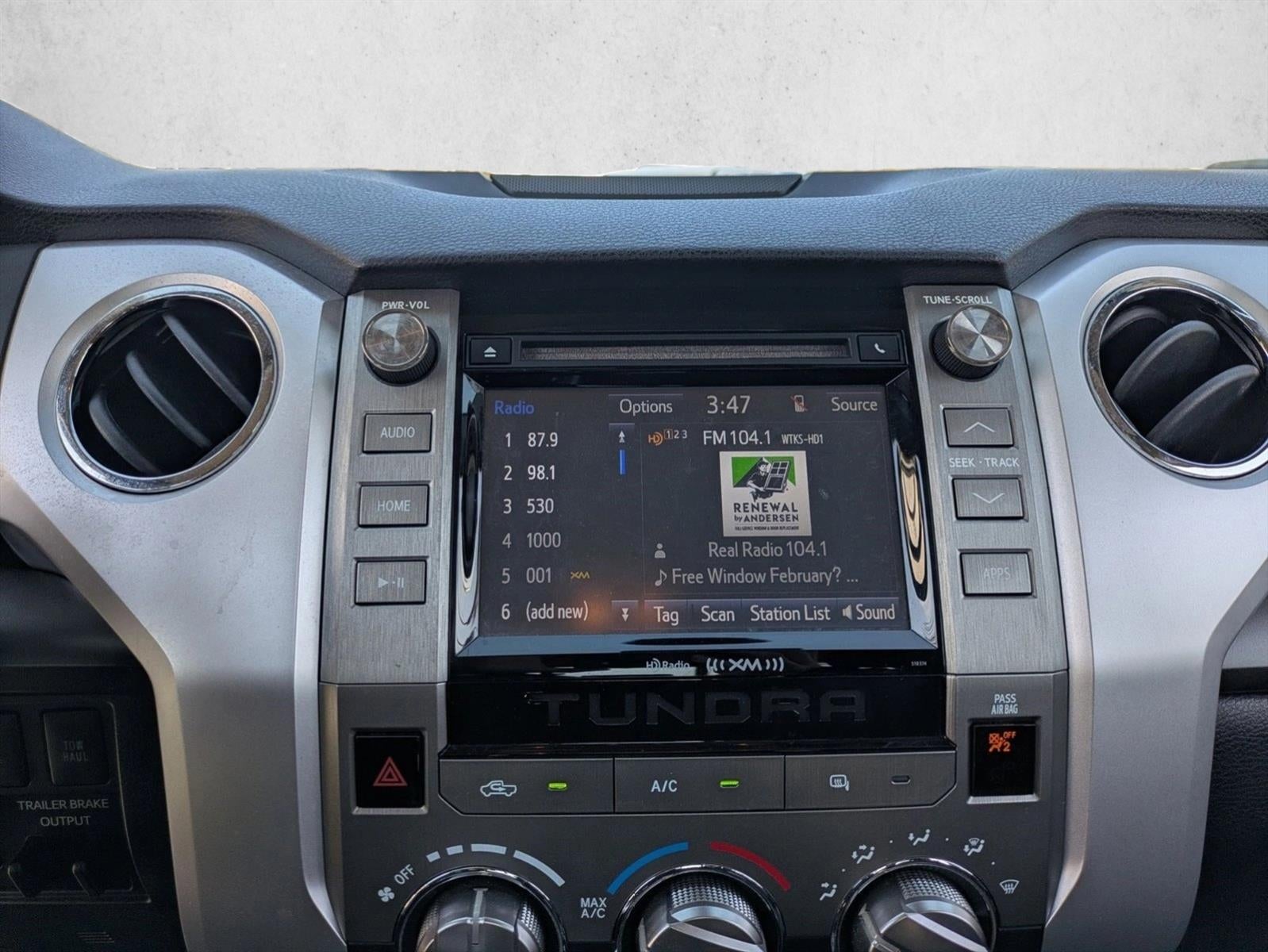 2019 Toyota Tundra 2WD 2WD SR5 Double Cab 6.5' Bed 5.7L (Natl)
