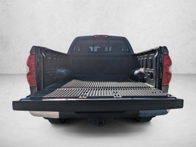 2019 Toyota Tundra 2WD 2WD SR5 Double Cab 6.5' Bed 5.7L (Natl)