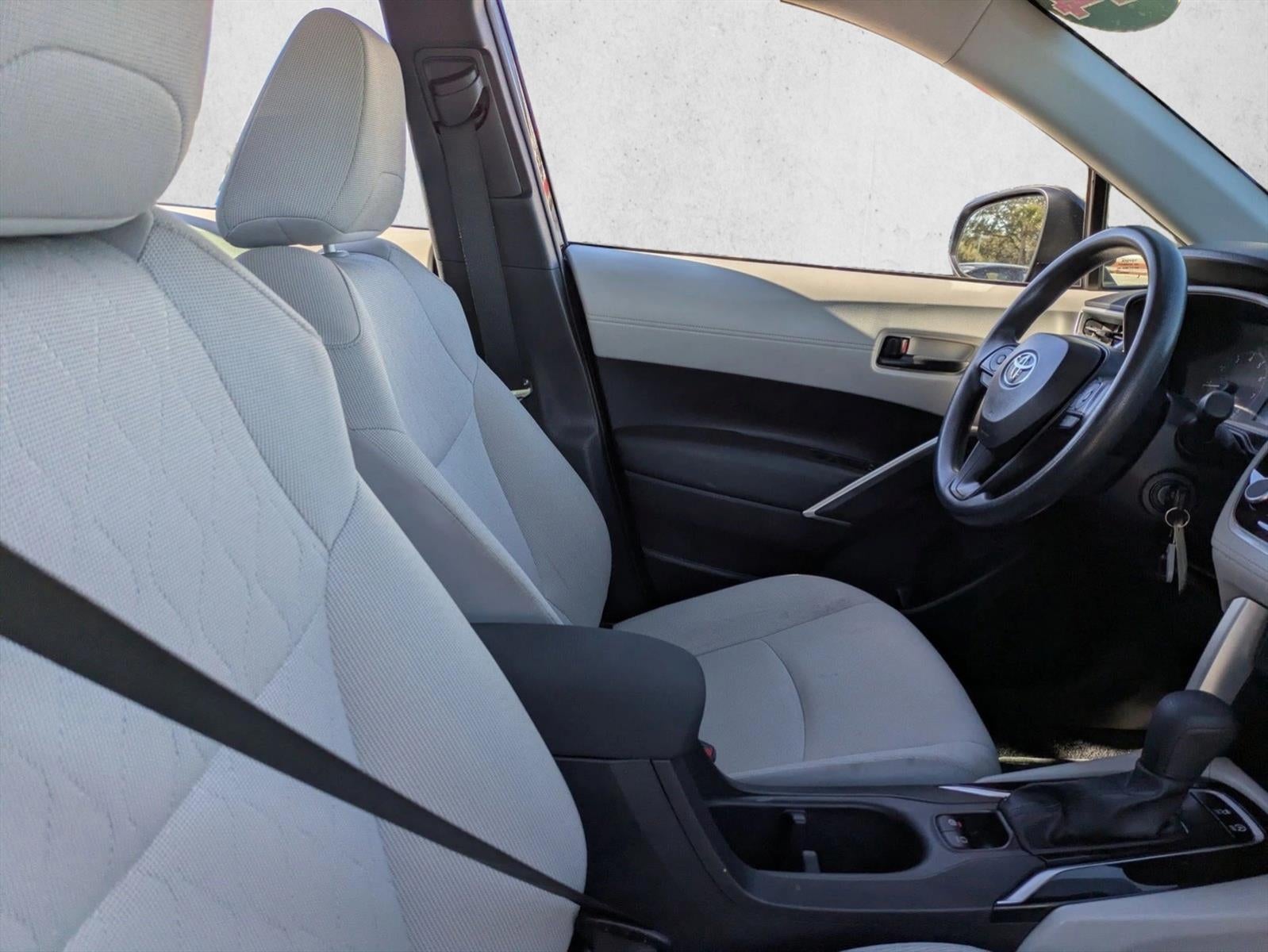 2024 Toyota Corolla Cross L 4WD (Natl)