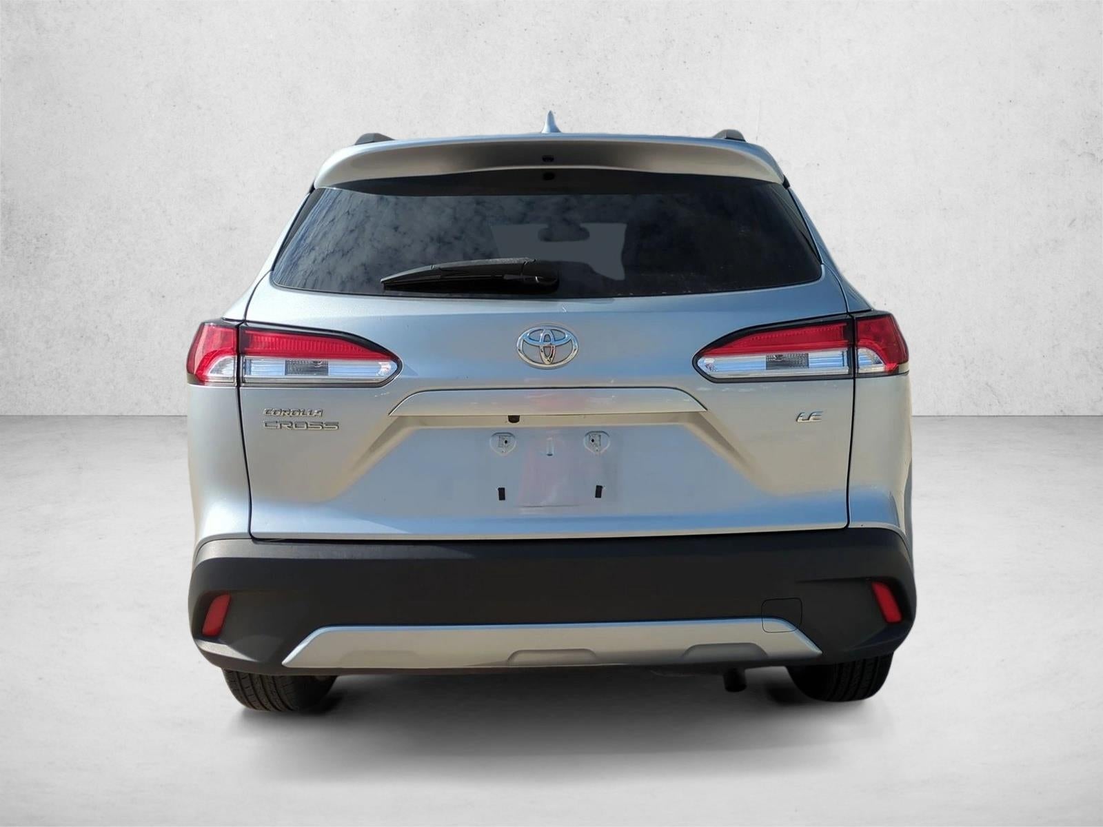 2022 Toyota Corolla Cross LE 2WD (Natl)