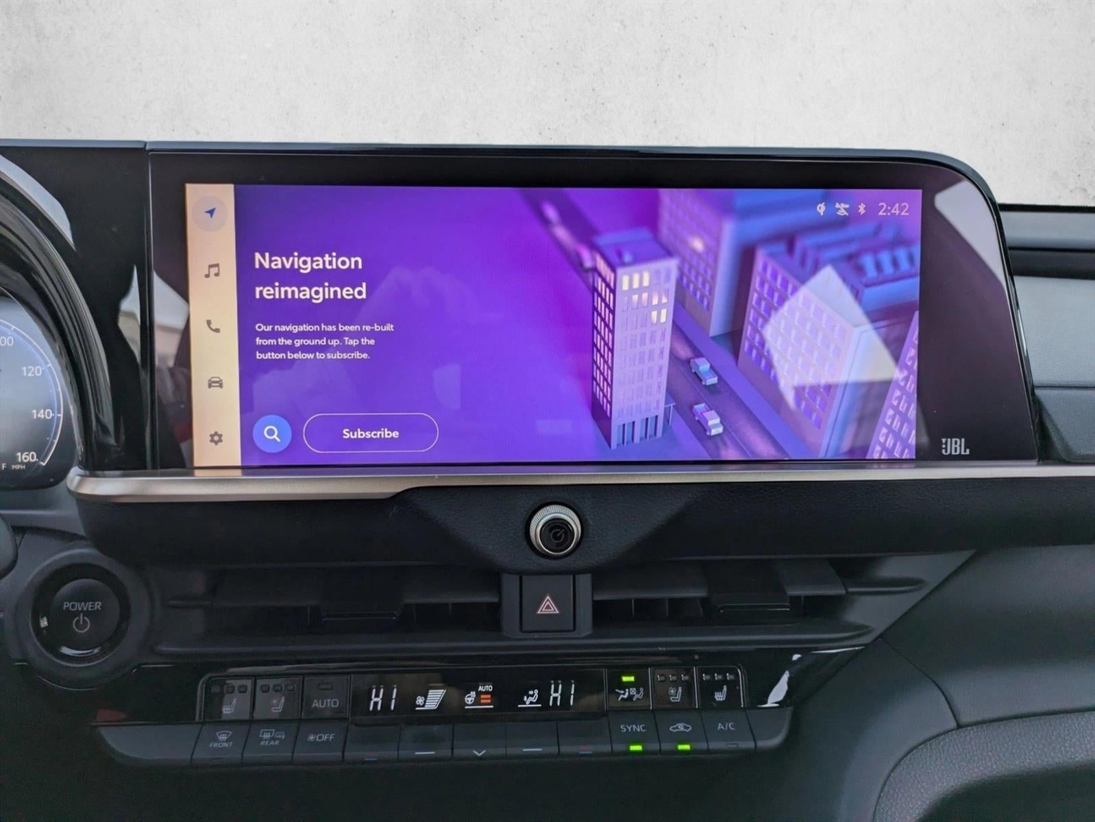 2023 Toyota Crown Limited AWD (Natl)