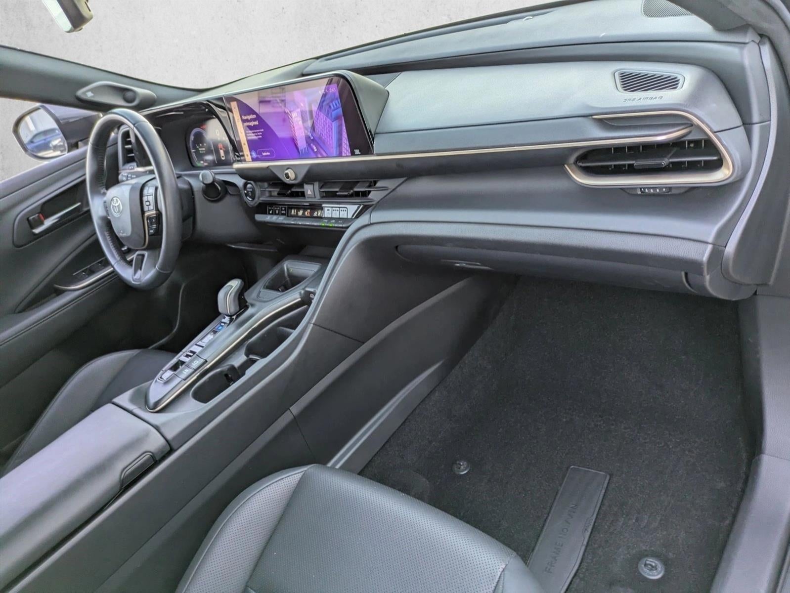 2023 Toyota Crown Limited AWD (Natl)