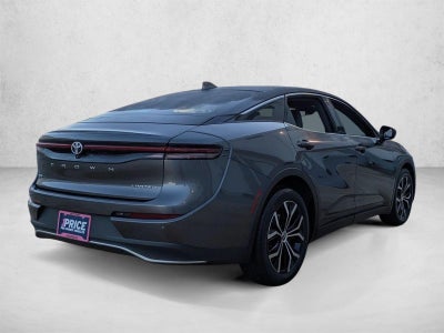 2023 Toyota Crown Limited AWD (Natl)