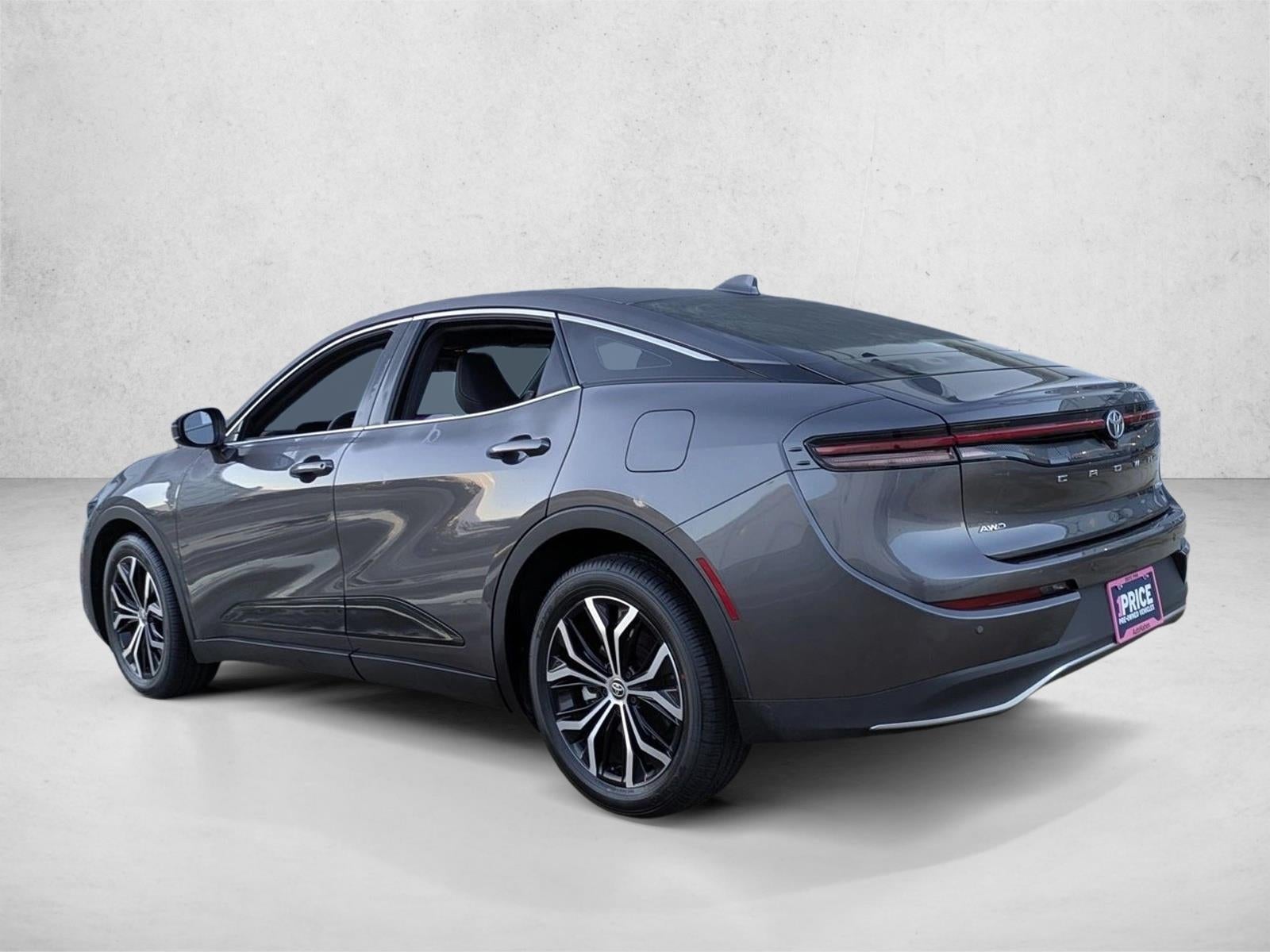 2023 Toyota Crown Limited AWD (Natl)