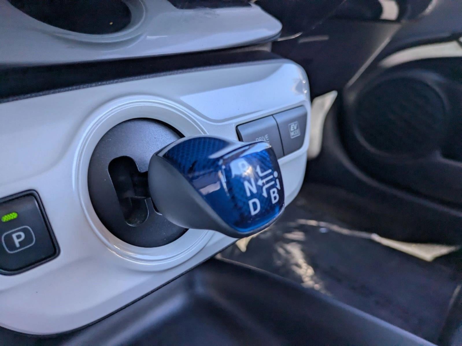 2018 Toyota Prius Two (Natl)