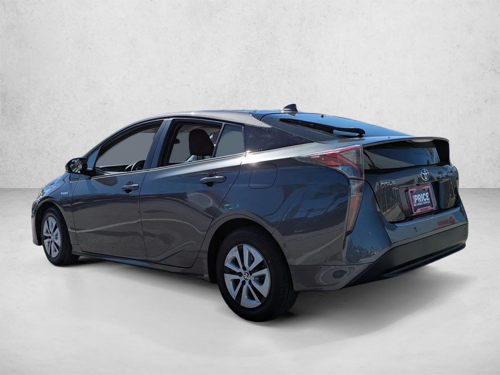 2018 Toyota Prius Two (Natl)