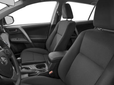 2017 Toyota RAV4 LE FWD (GS)