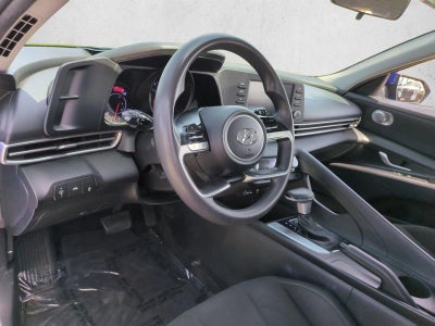 2022 Hyundai ELANTRA SEL IVT