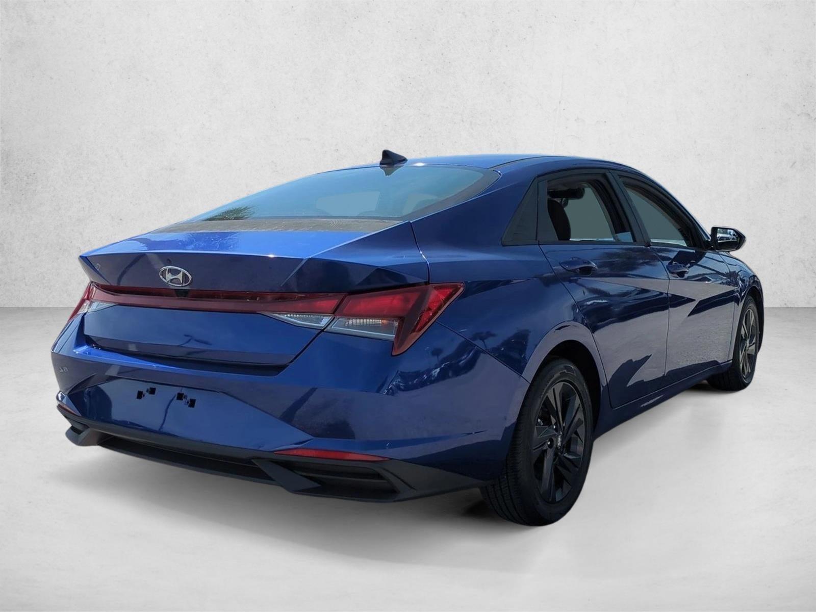 2022 Hyundai ELANTRA SEL IVT