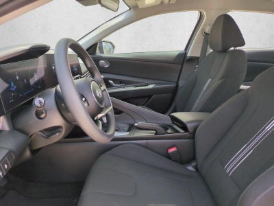 2024 Hyundai ELANTRA SEL IVT