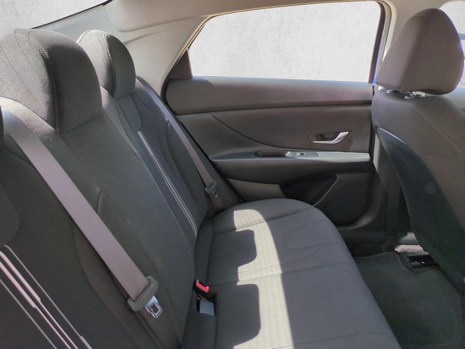 2024 Hyundai ELANTRA SEL IVT