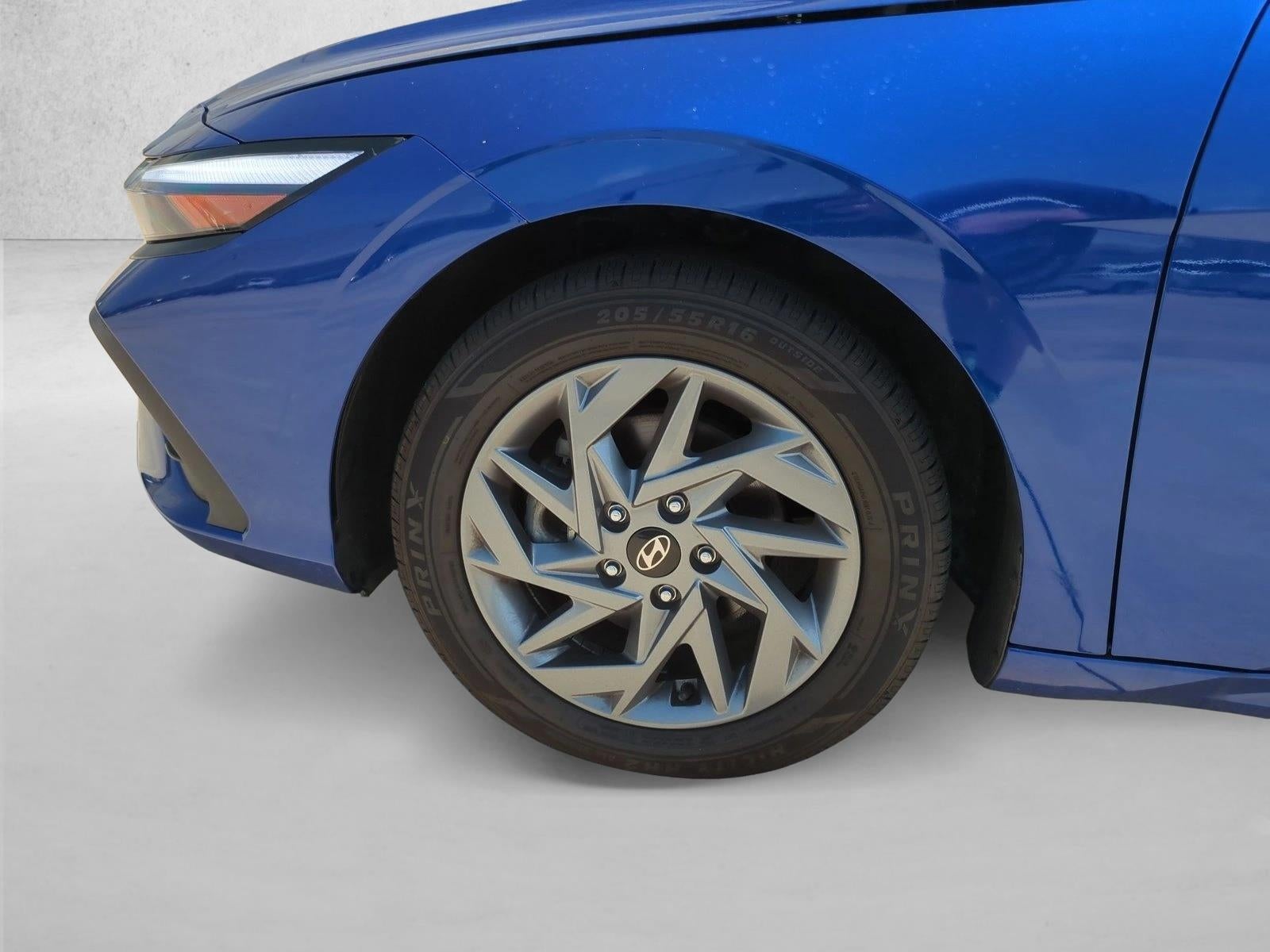 2024 Hyundai ELANTRA SEL IVT