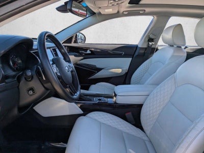 2019 Kia Cadenza Limited Sedan
