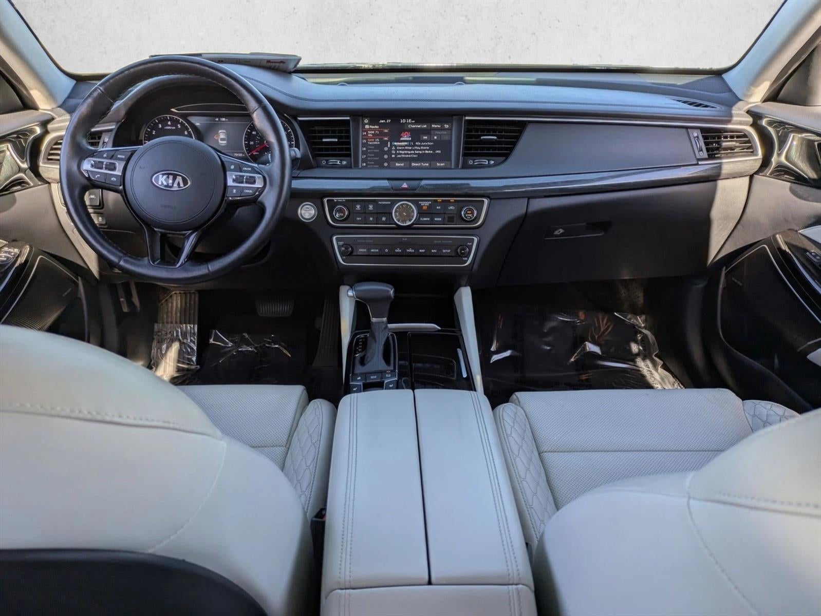 2019 Kia Cadenza Limited Sedan