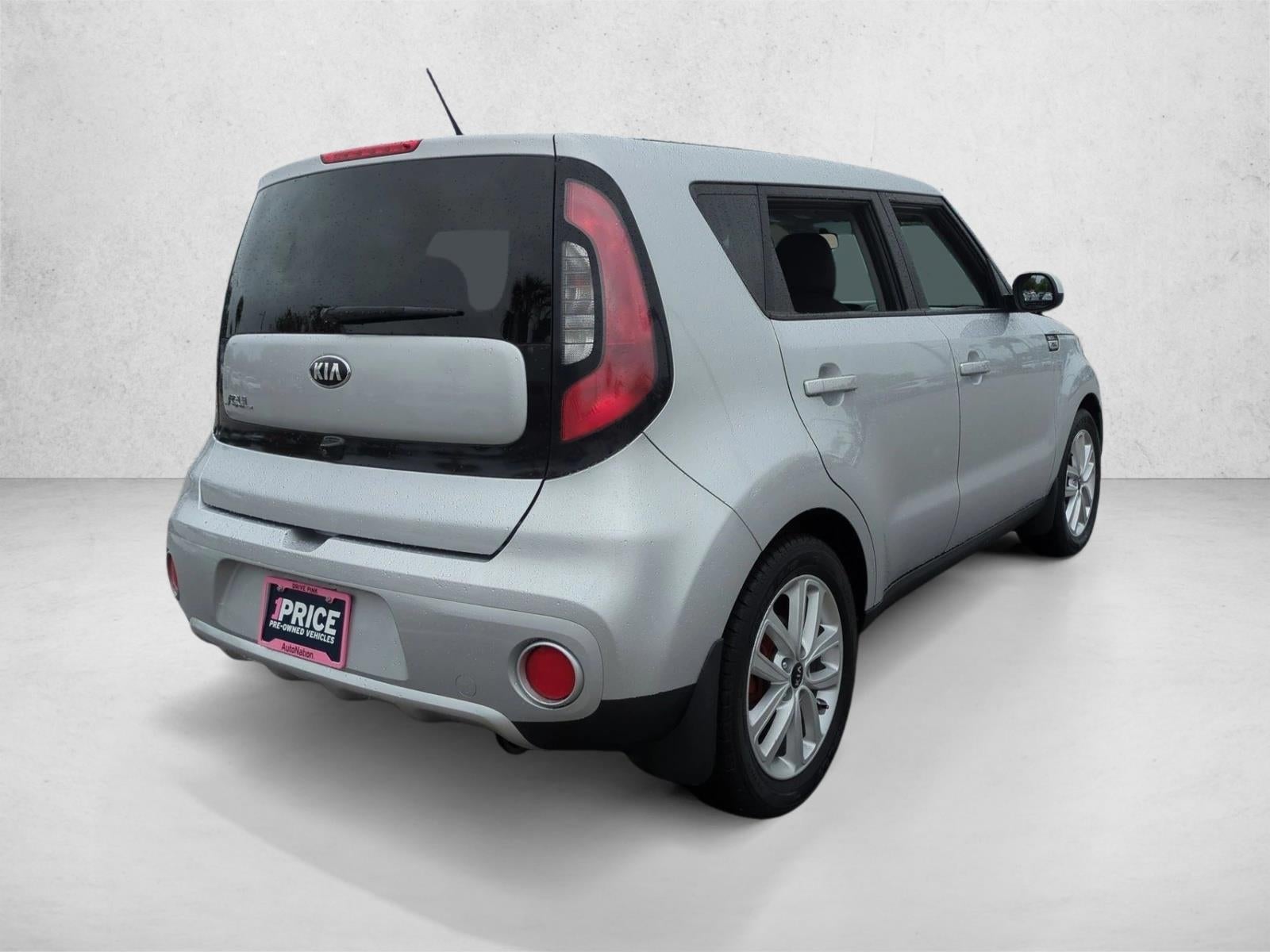 2018 Kia Soul + Auto