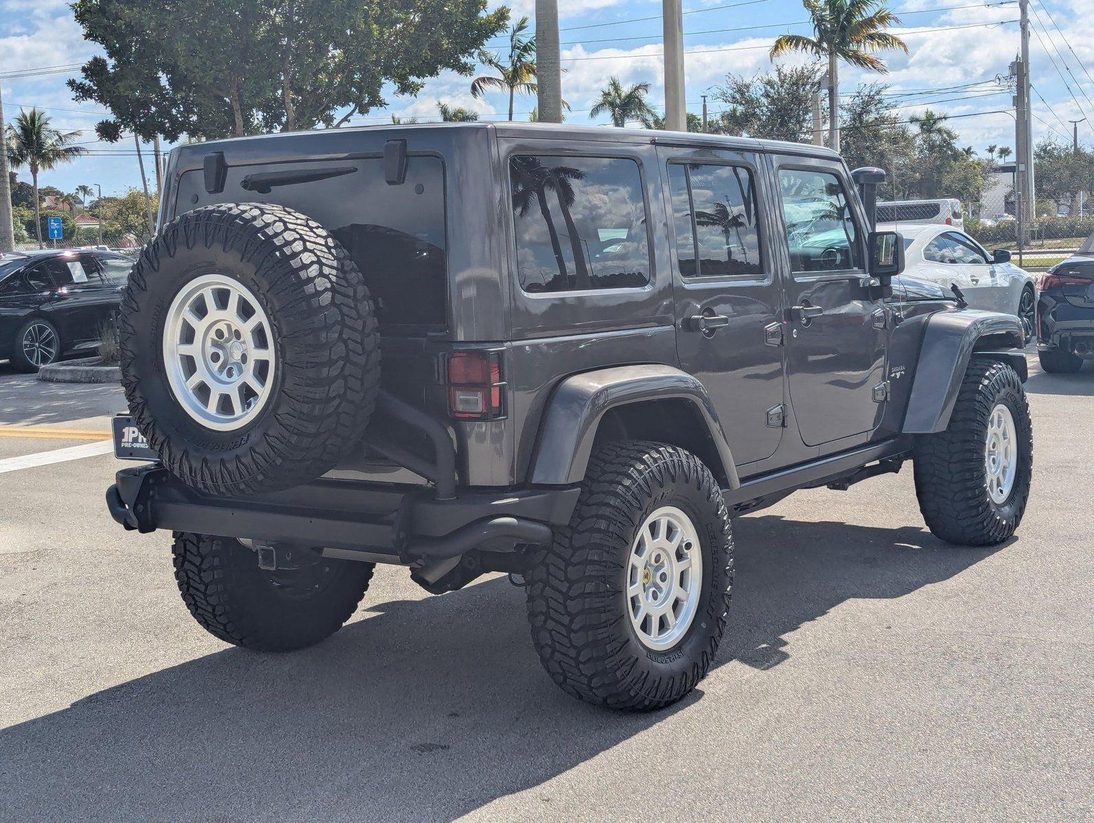2018 Jeep Wrangler JK Unlimited Sahara 4x4