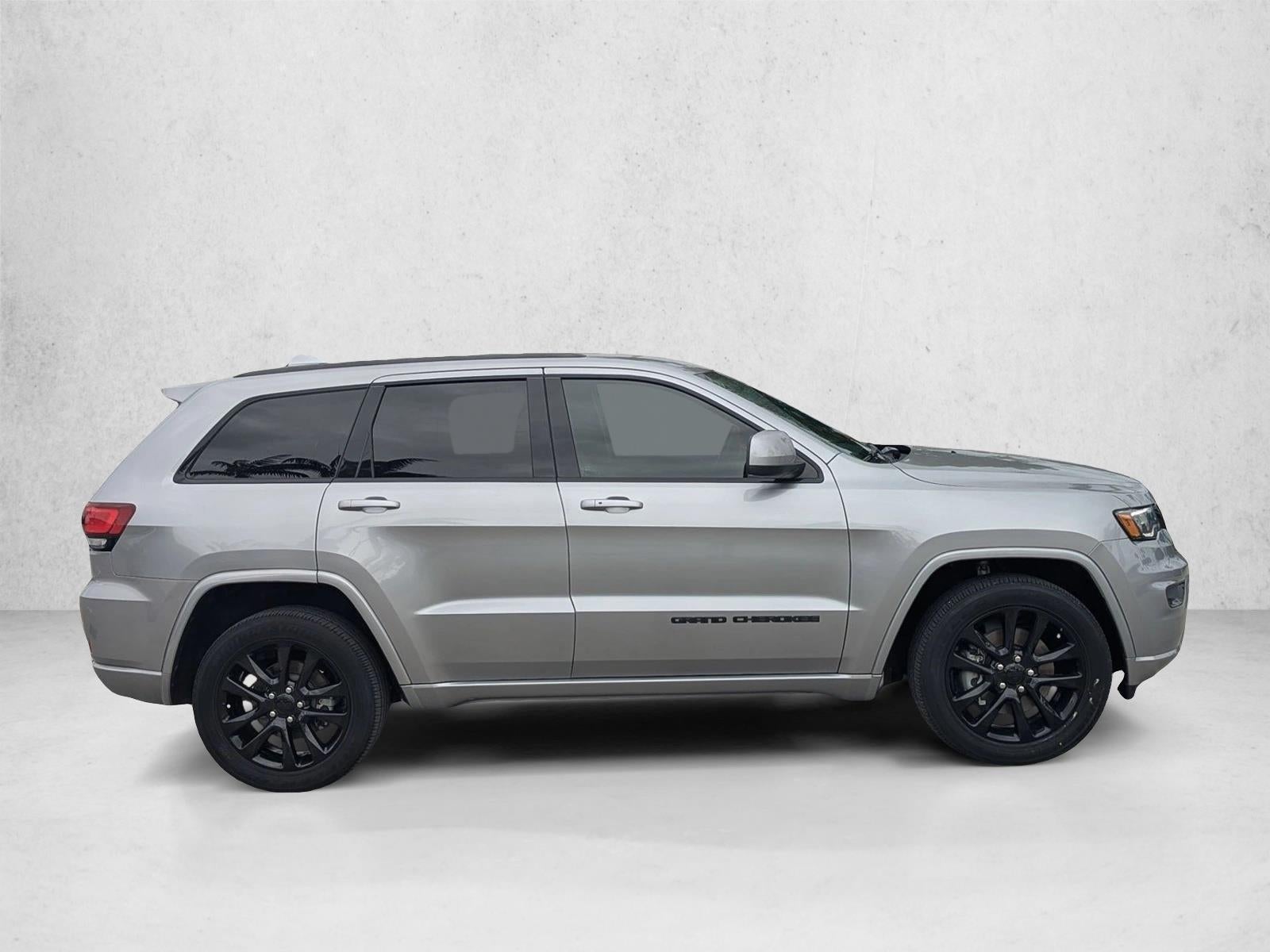 2021 Jeep Grand Cherokee Laredo X 4x2