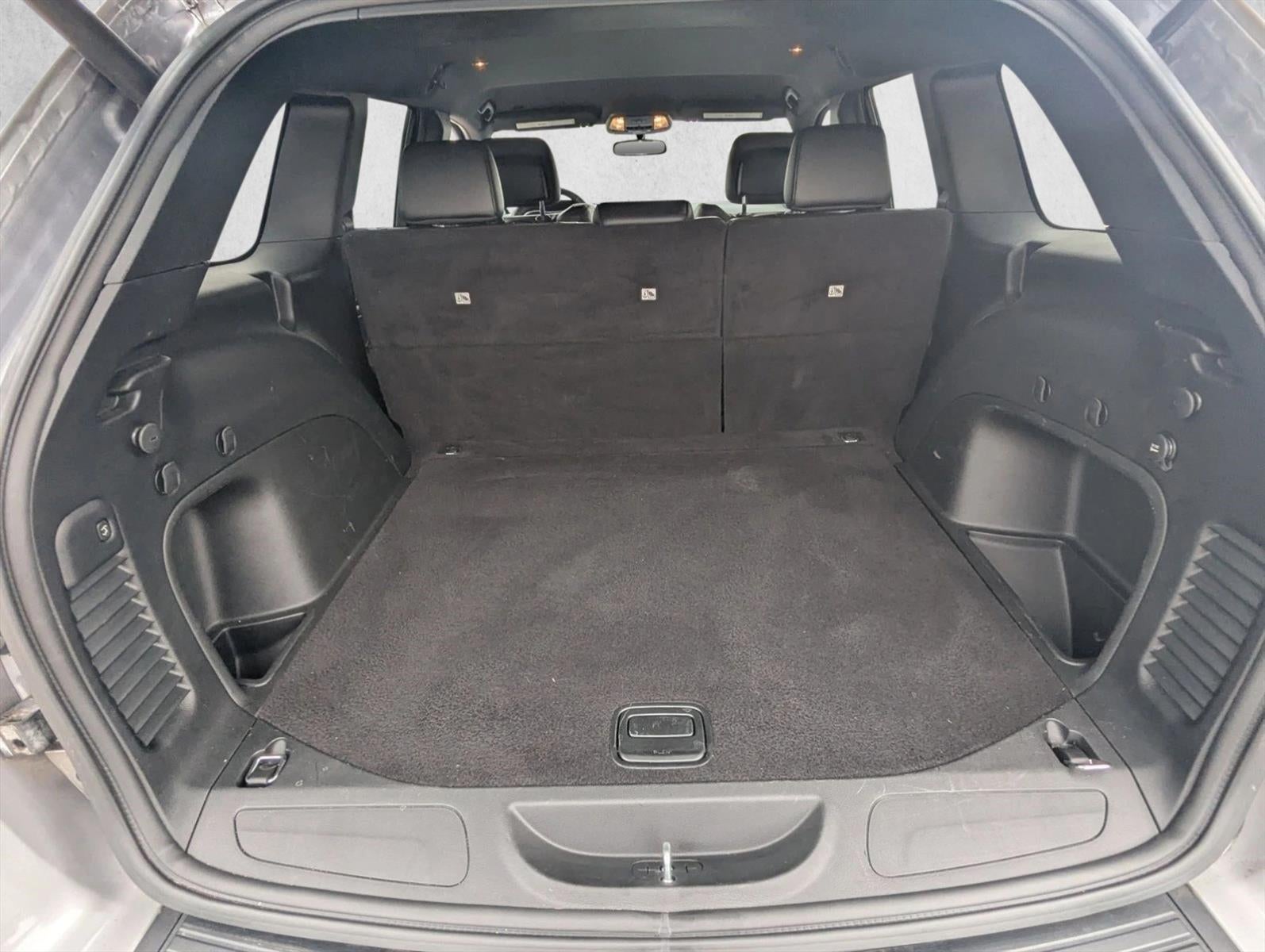 2021 Jeep Grand Cherokee Laredo X 4x2