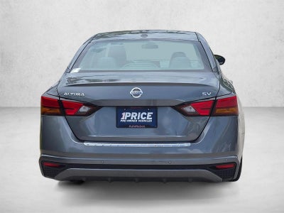 2022 Nissan Altima 2.5 SV Sedan