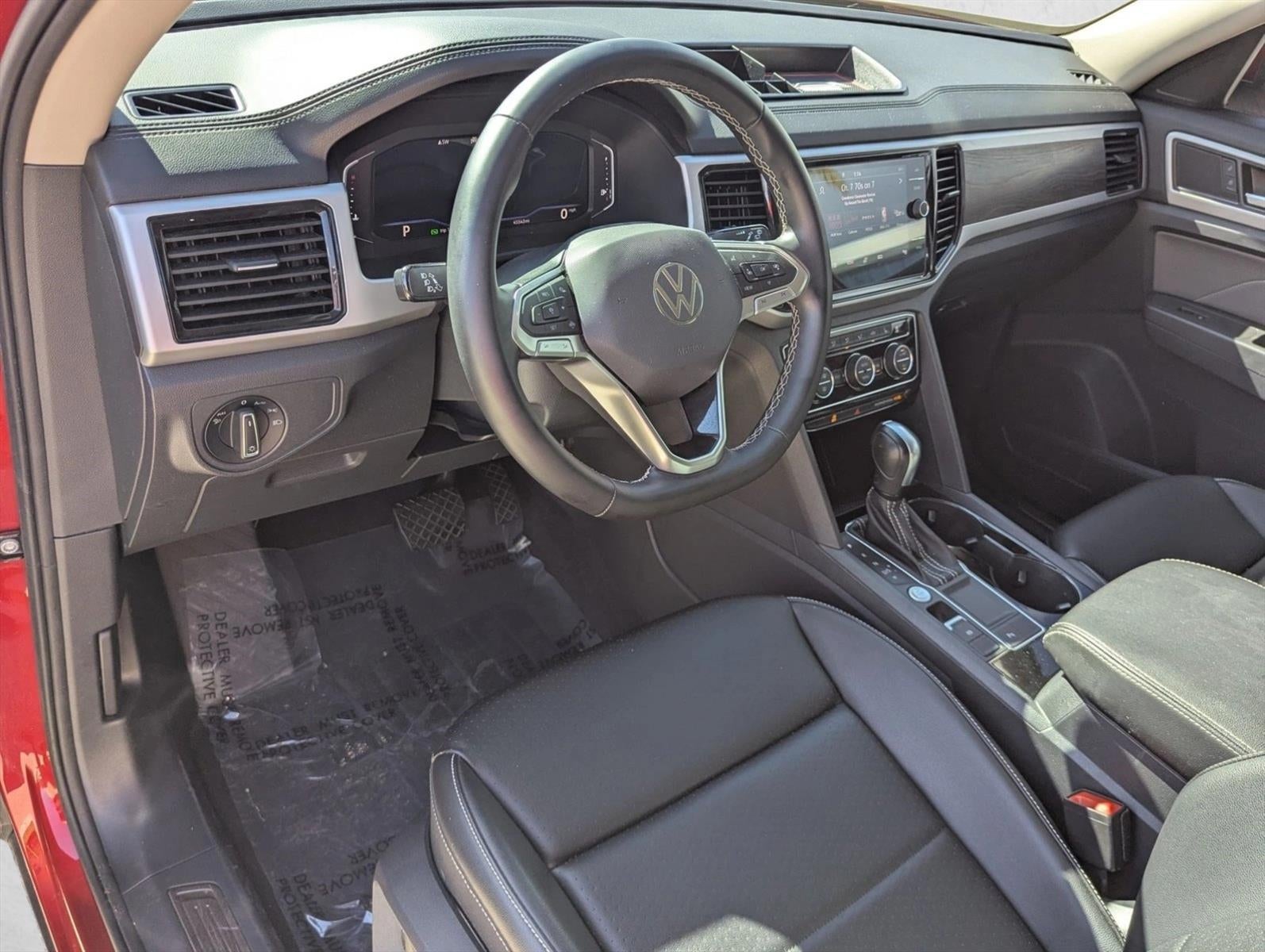 2022 Volkswagen Atlas 2.0T SE w/Technology FWD