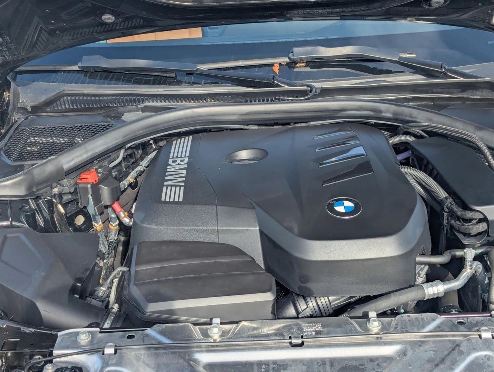 2025 BMW 330i Sedan