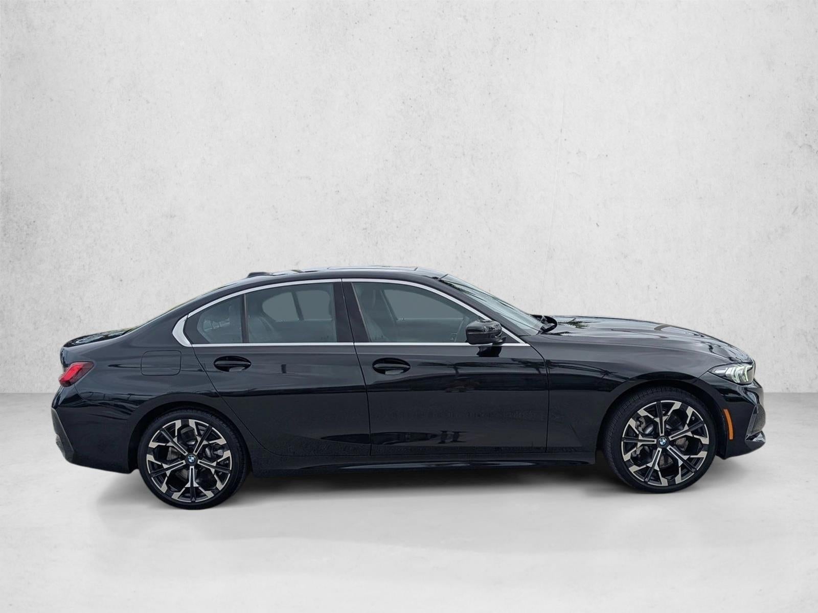 2025 BMW 330i Sedan