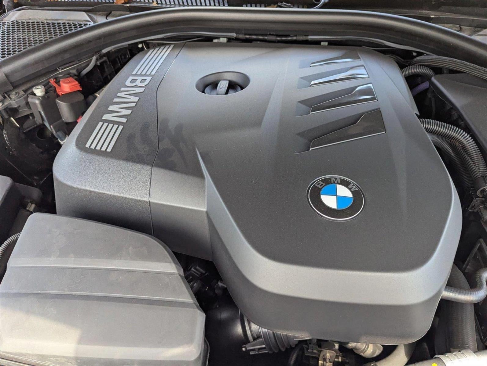 2025 BMW 330i Sedan