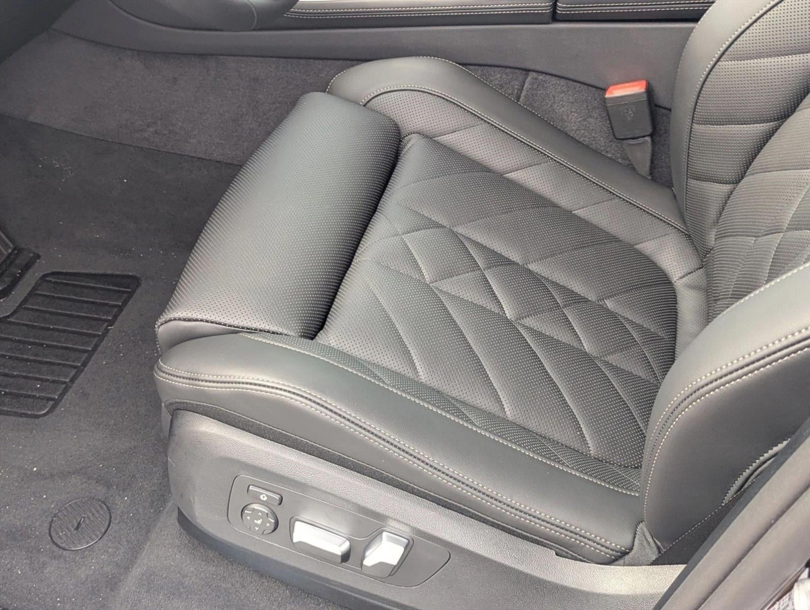 2026 BMW X5 sDrive40i Sports Activity Vehicle