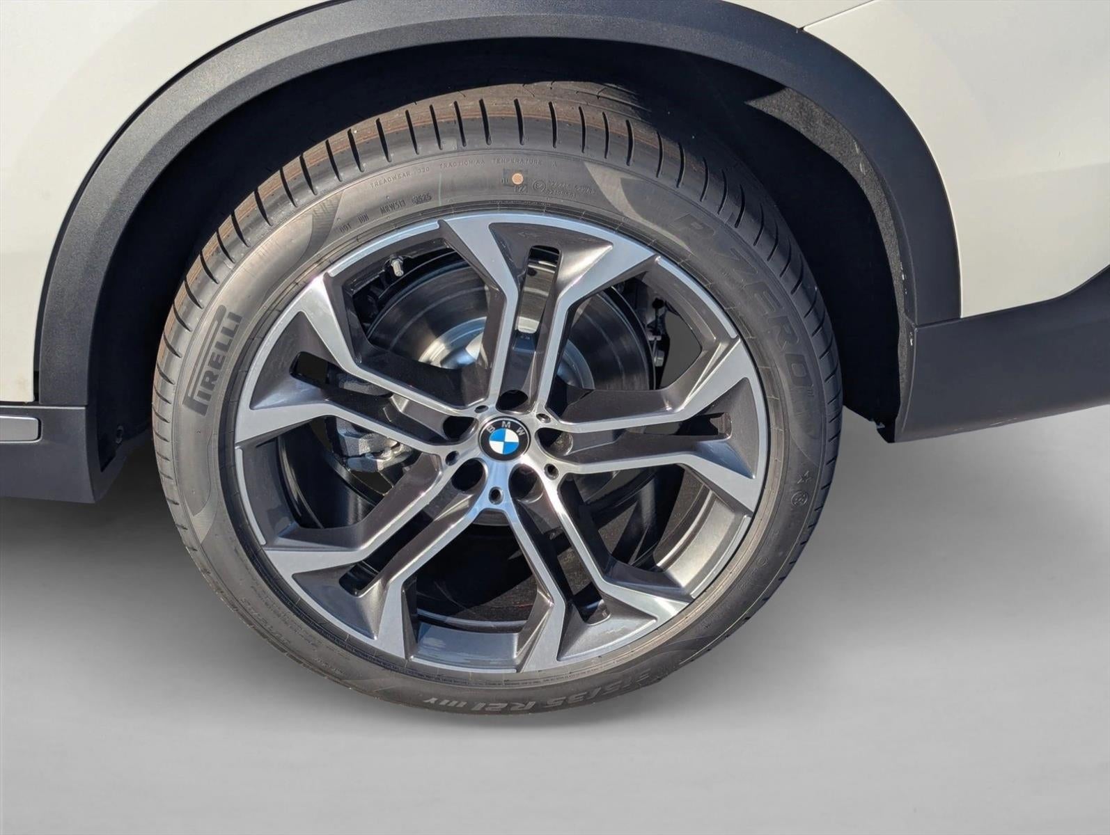 2026 BMW X5 sDrive40i Sports Activity Vehicle